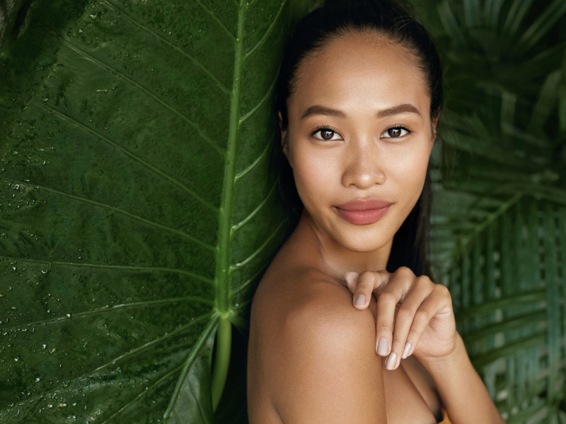 Toxic Makeup and Your Hormones | Why Choose Nontoxic Makeup